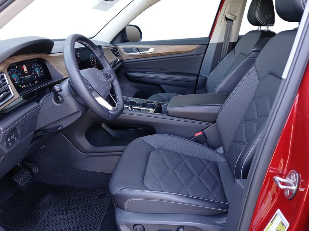 Used 2024 Volkswagen Atlas SE FWD image 19