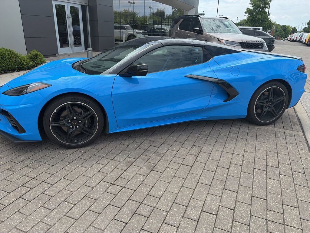 Used 2025 Chevrolet Corvette Stingray Preferred Conv w/ Stealth Interior Trim Package RWD image 1