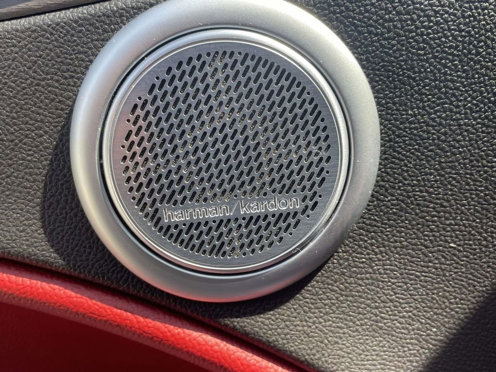 Used 2021 Alfa Romeo Stelvio Ti w/ Premium Package image 17