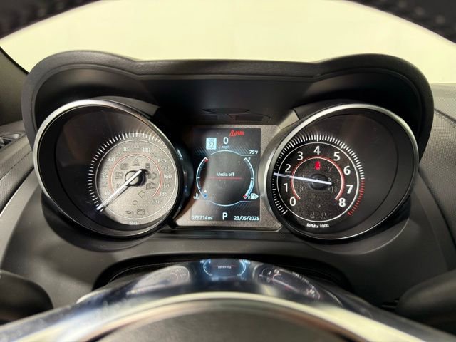 Used 2019 Jaguar F-TYPE Coupe image 11