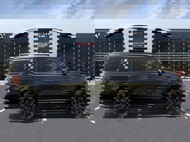 New 2026 GMC Yukon Denali Ultimate w/ LPO, Floor Liner Package image 5