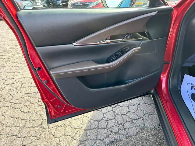 Certified 2025 MAZDA CX-30 AWD 2.5 S w/ Premium Package image 9