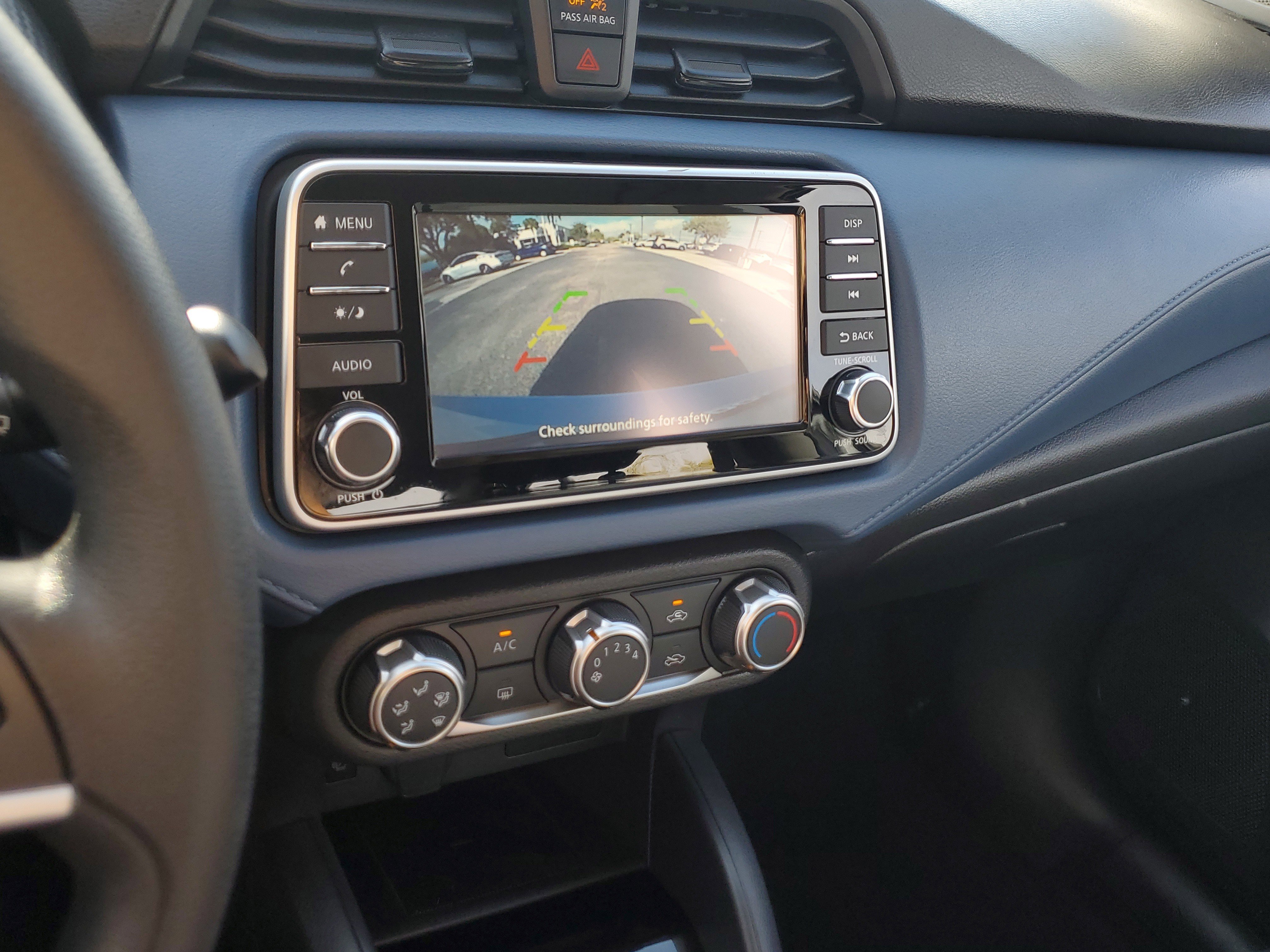 Certified 2025 Nissan Versa SV image 25