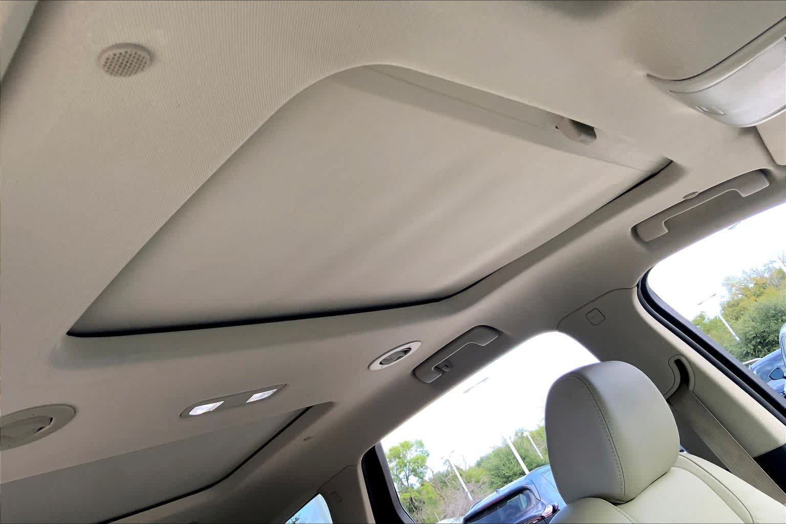 Used 2020 Buick Enclave Essence FWD image 14