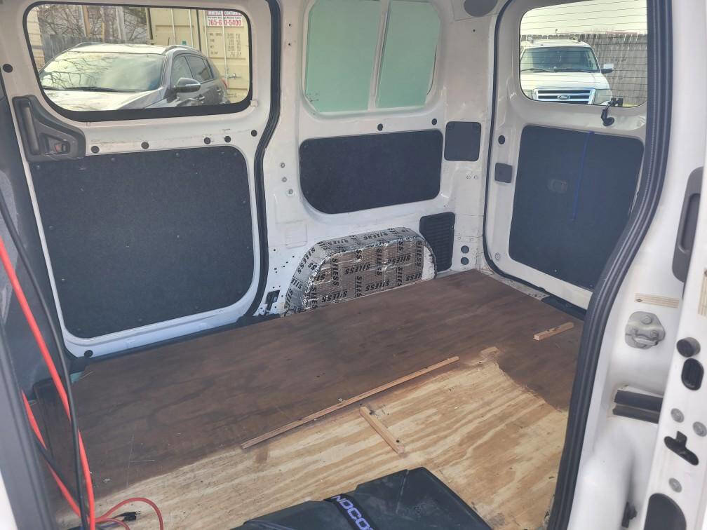 Used 2015 Chevrolet City Express LS FWD image 13