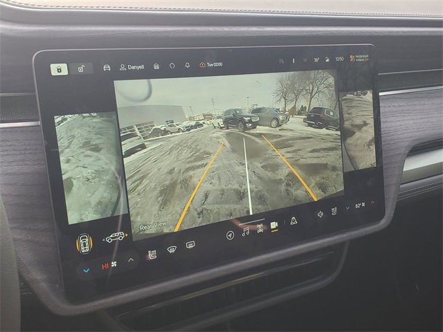 Used 2024 Rivian R1S Adventure image 21