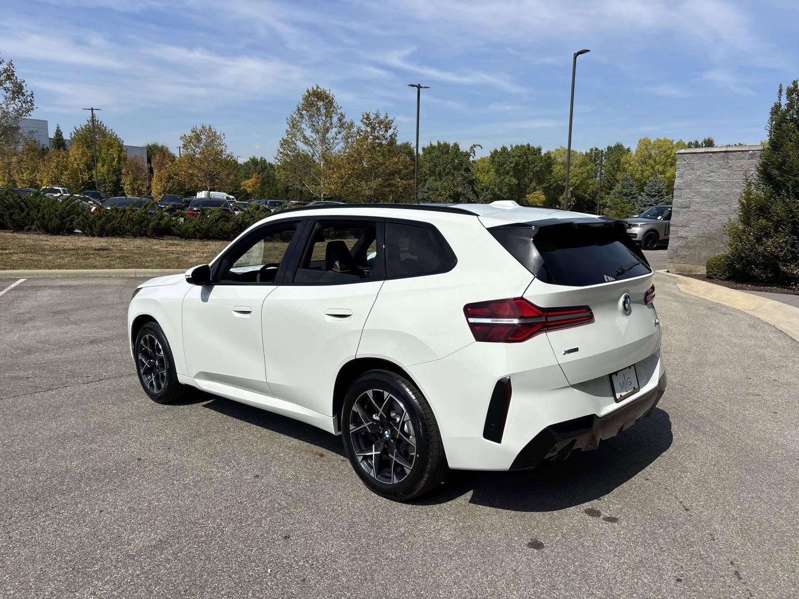 Used 2026 BMW X3 xDrive30 w/ M Sport Package image 5