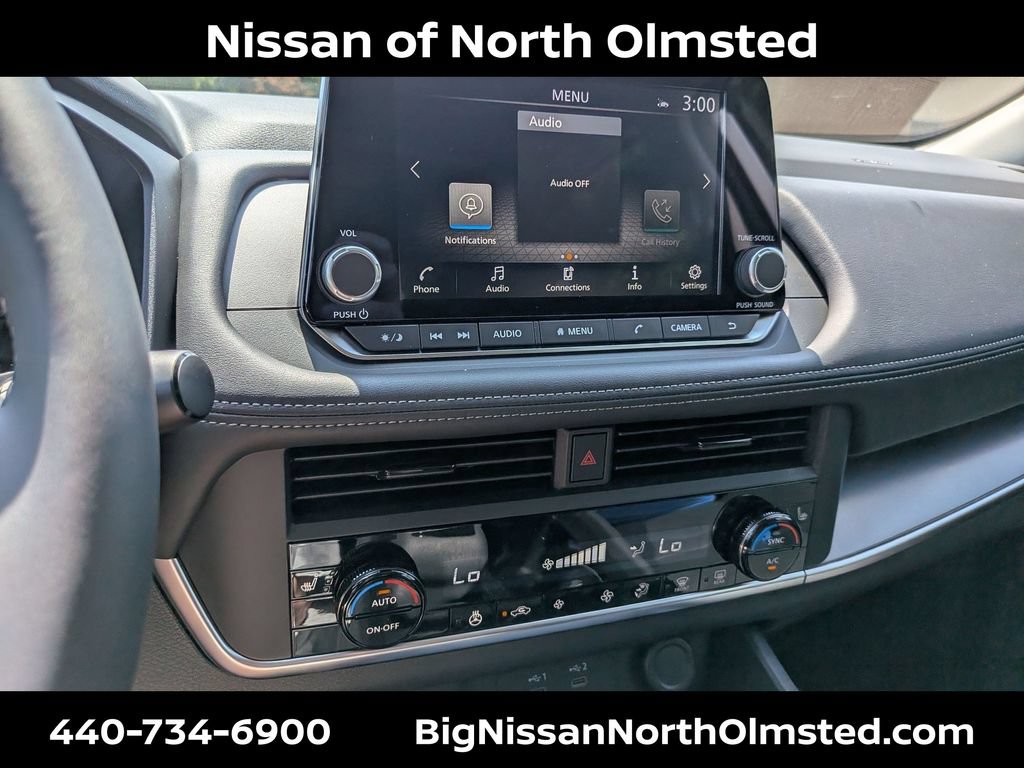 New 2026 Nissan Rogue Dark Armor AWD/4WD image 16