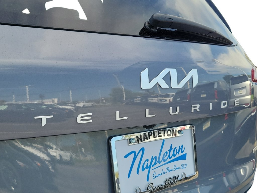 Used 2025 Kia Telluride S AWD/4WD image 30