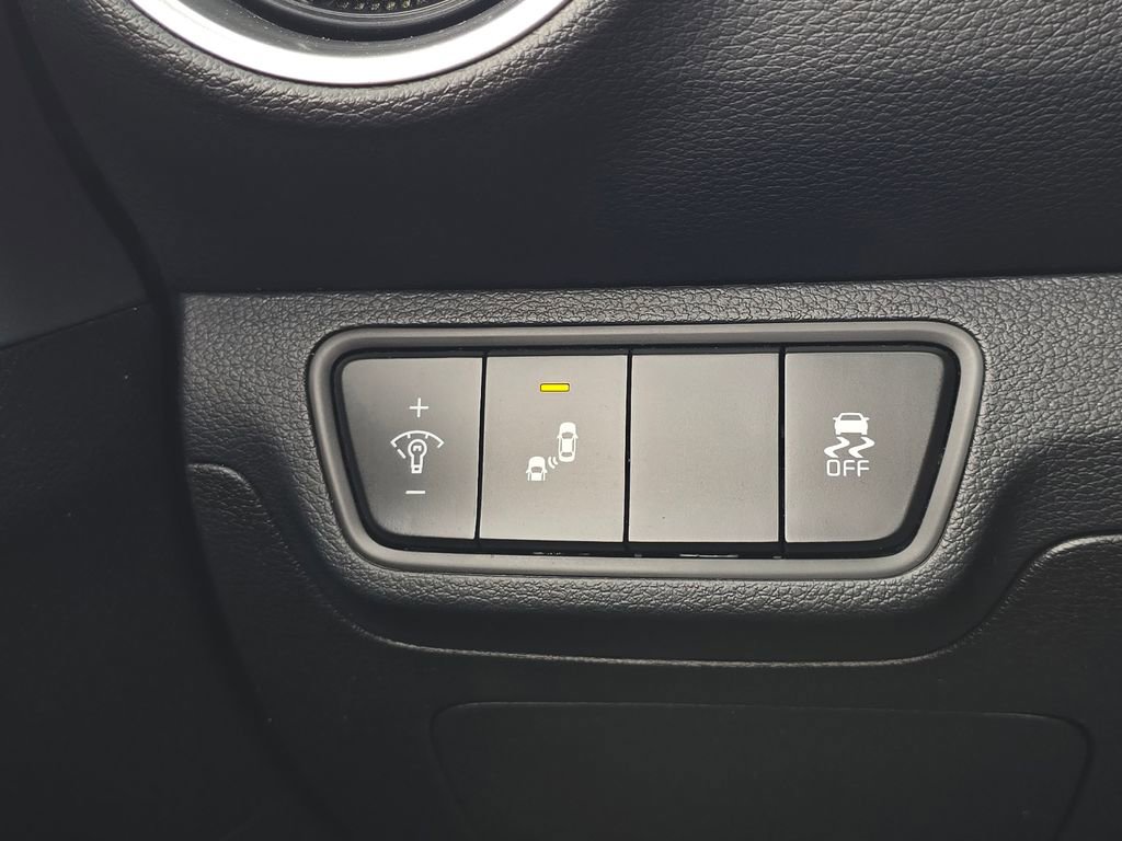 Certified 2023 Kia Forte LXS w/ LXS Technology Package image 12