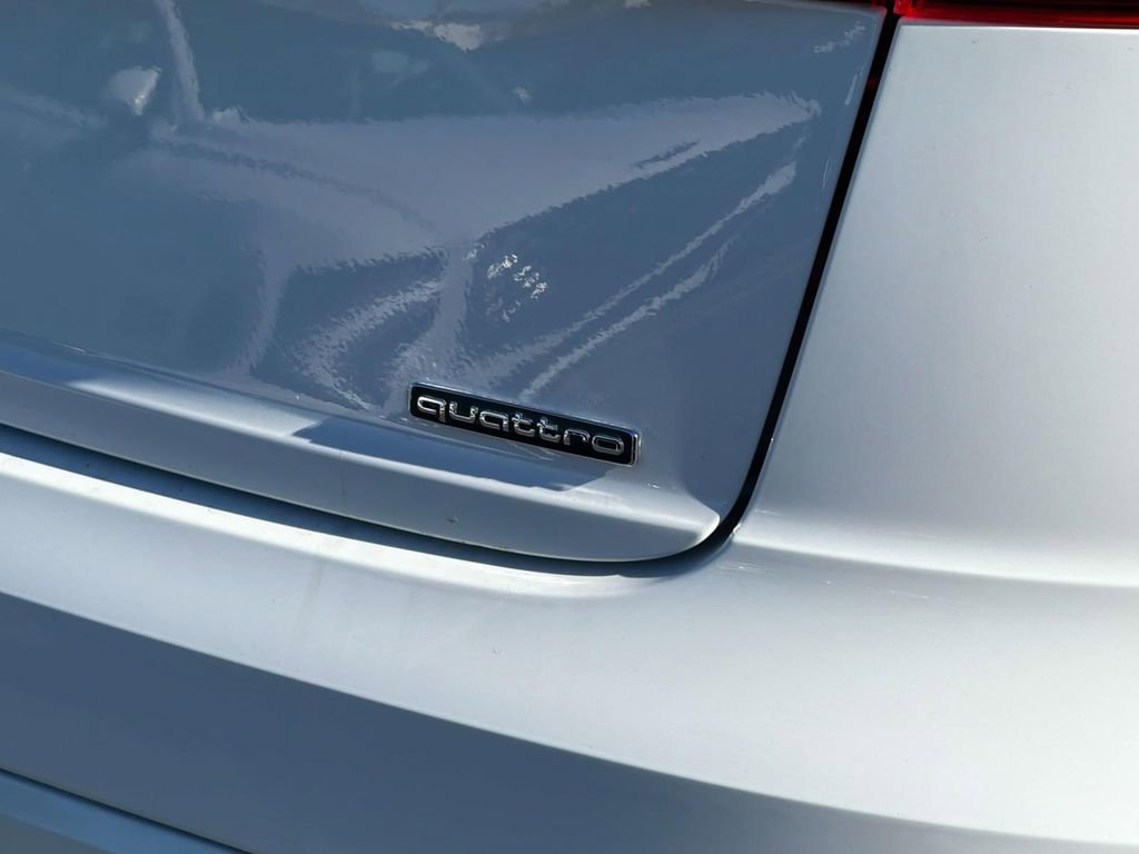 Used 2022 Audi Q8 Prestige image 20