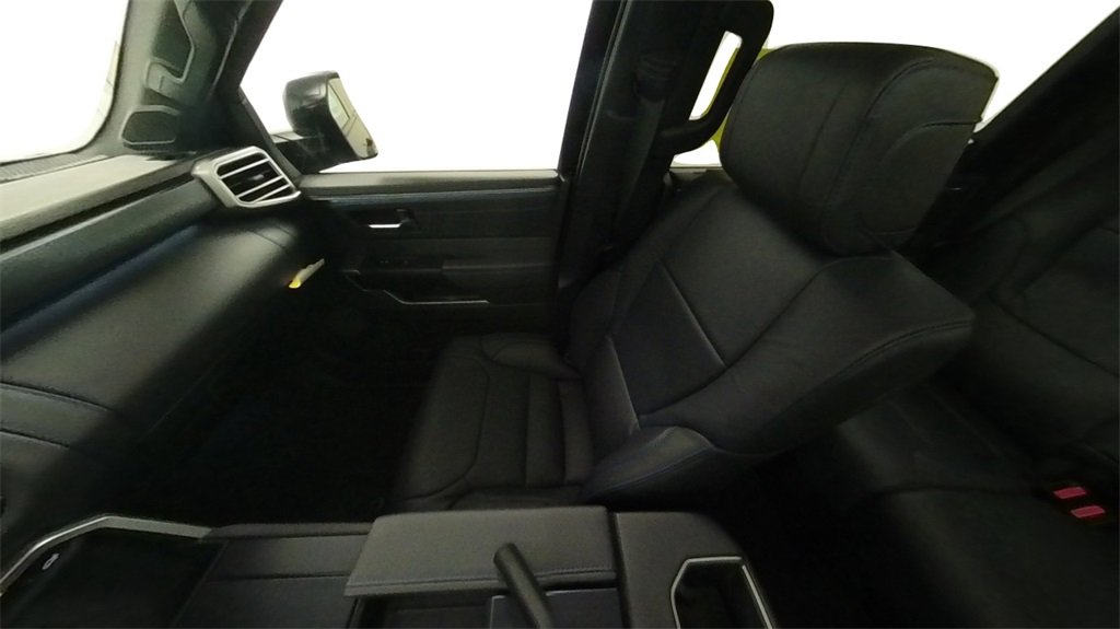 New 2025 Toyota Tundra Platinum image 29