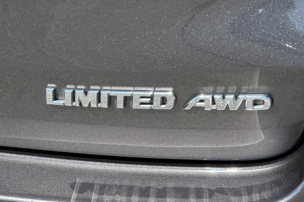 Used 2019 Toyota Highlander Limited Platinum AWD/4WD image 27
