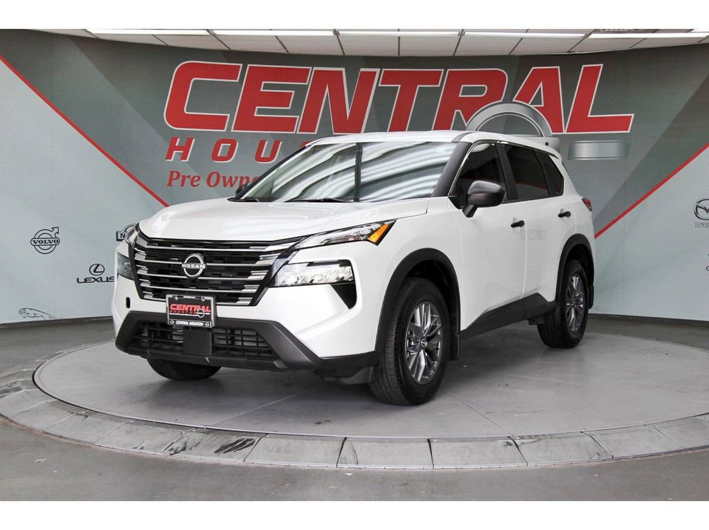 Certified 2024 Nissan Rogue S image 2