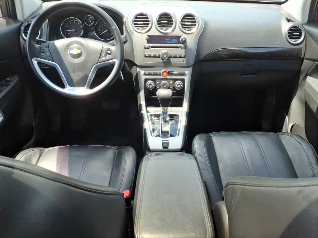Used 2013 Chevrolet Captiva Sport LTZ FWD image 6