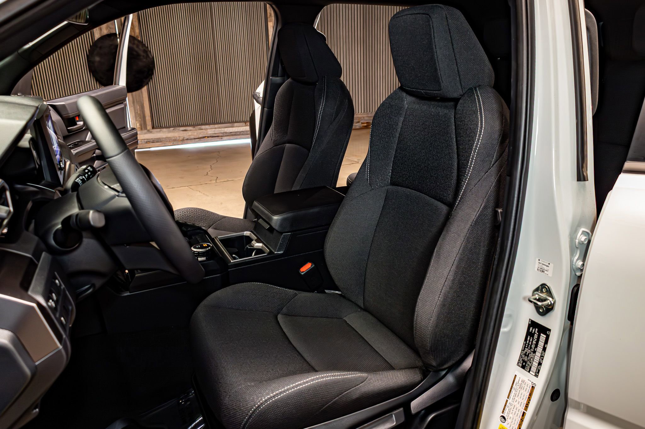 Used 2025 Toyota 4Runner SR5 AWD/4WD image 24