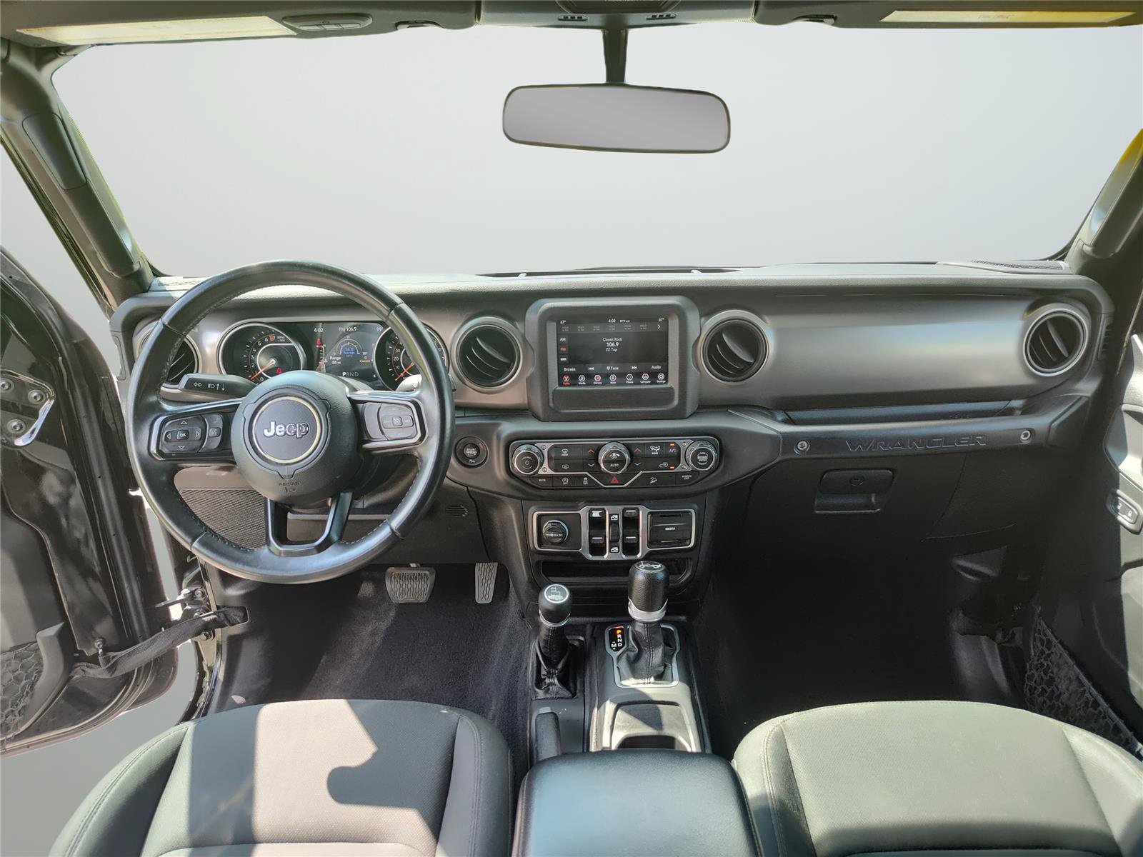 Used 2018 Jeep Wrangler Unlimited Sport S AWD/4WD image 13