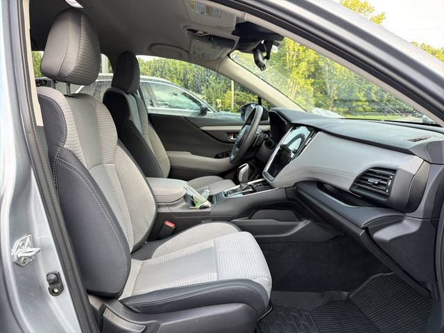 Certified 2025 Subaru Outback Premium AWD/4WD image 17