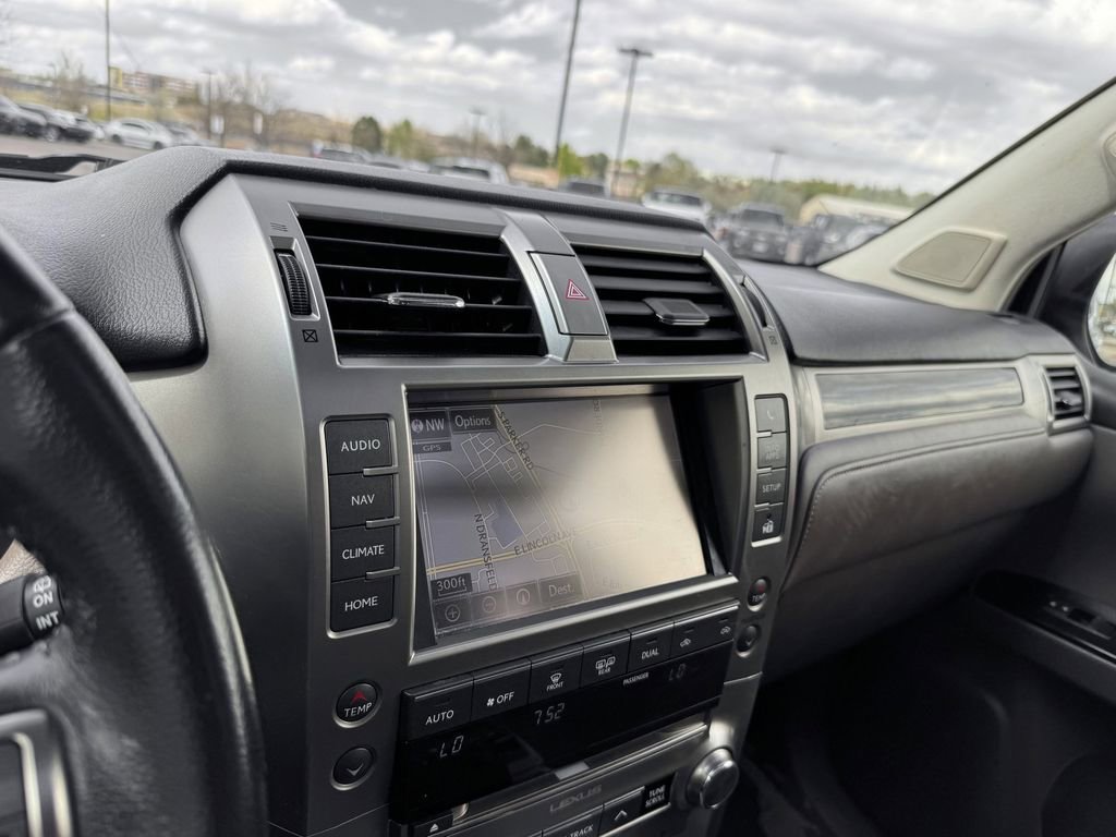 Used 2017 Lexus GX 460 w/ Navigation Package AWD/4WD image 21