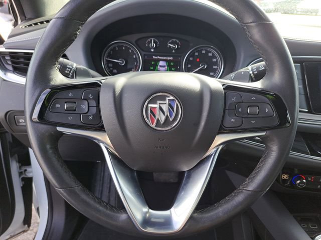 Used 2023 Buick Enclave Essence image 18