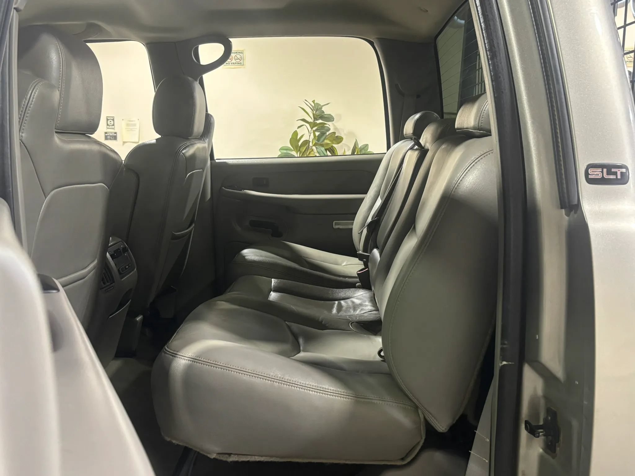 Used 2003 GMC Sierra 2500 SLT w/ SLT Preferred Equipment Group AWD/4WD image 14