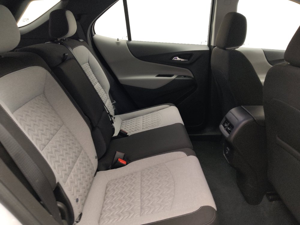 Used 2022 Chevrolet Equinox LS FWD image 19
