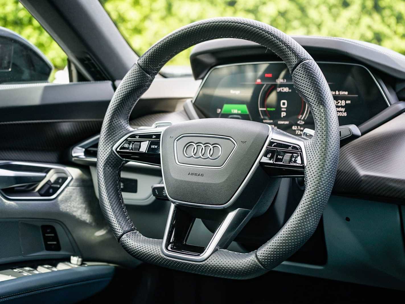 Used 2022 Audi e-tron GT Premium Plus image 14