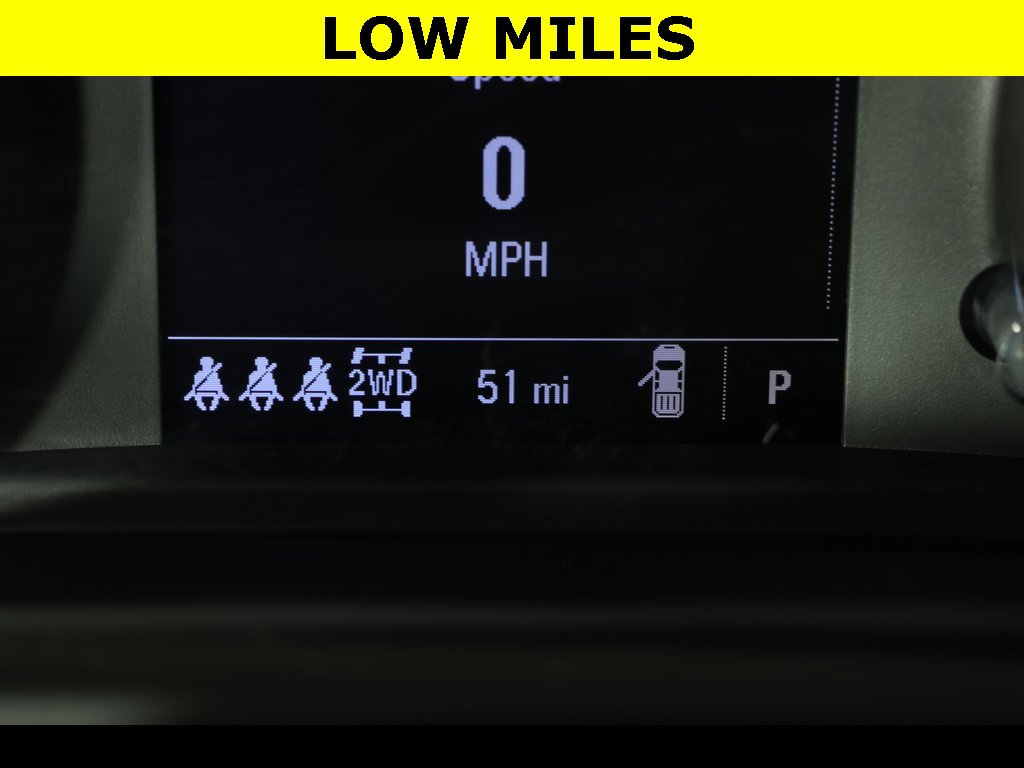 Used 2025 Chevrolet Silverado 2500 Custom w/ Custom Value Package image 9