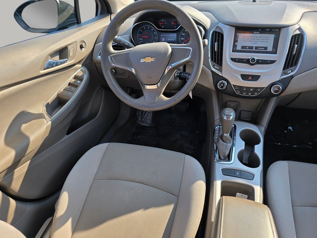 Used 2017 Chevrolet Cruze LS FWD image 3