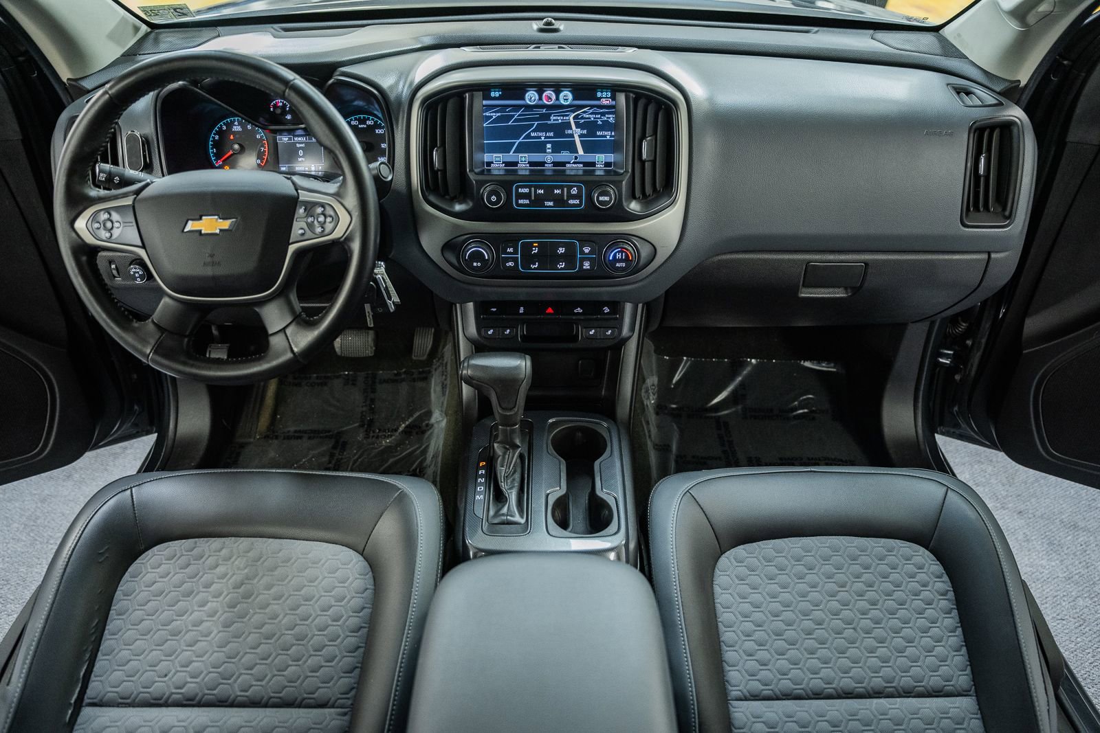 Used 2015 Chevrolet Colorado Z71 image 26