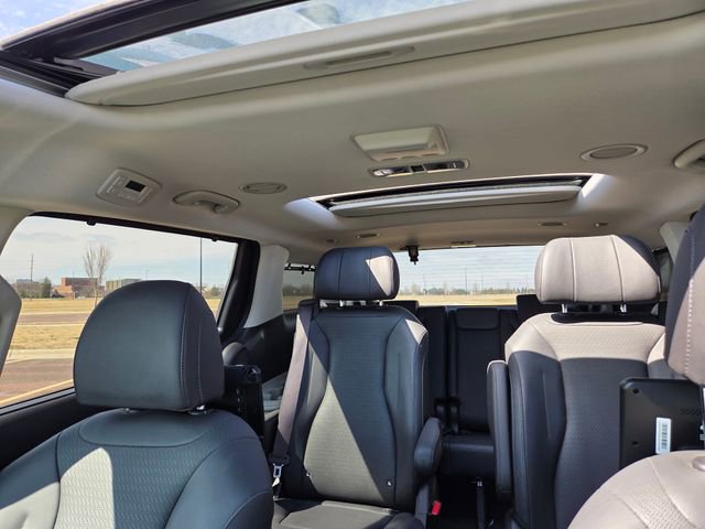 Used 2024 Kia Carnival SX Prestige FWD image 37