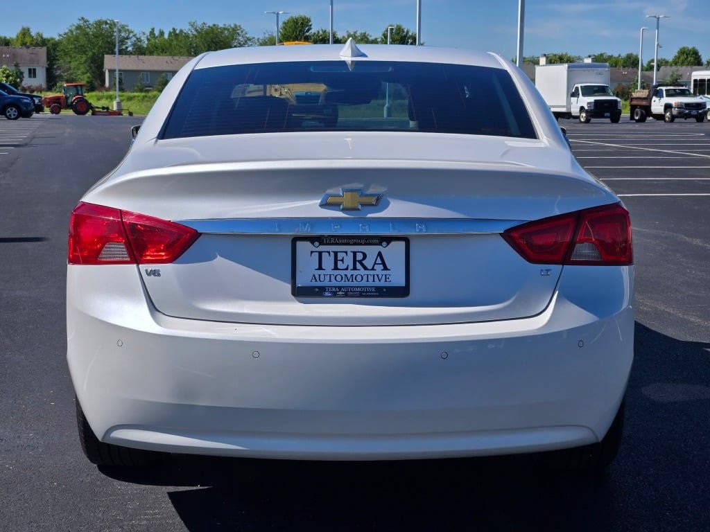 Used 2017 Chevrolet Impala LT w/ Convenience Package FWD image 13
