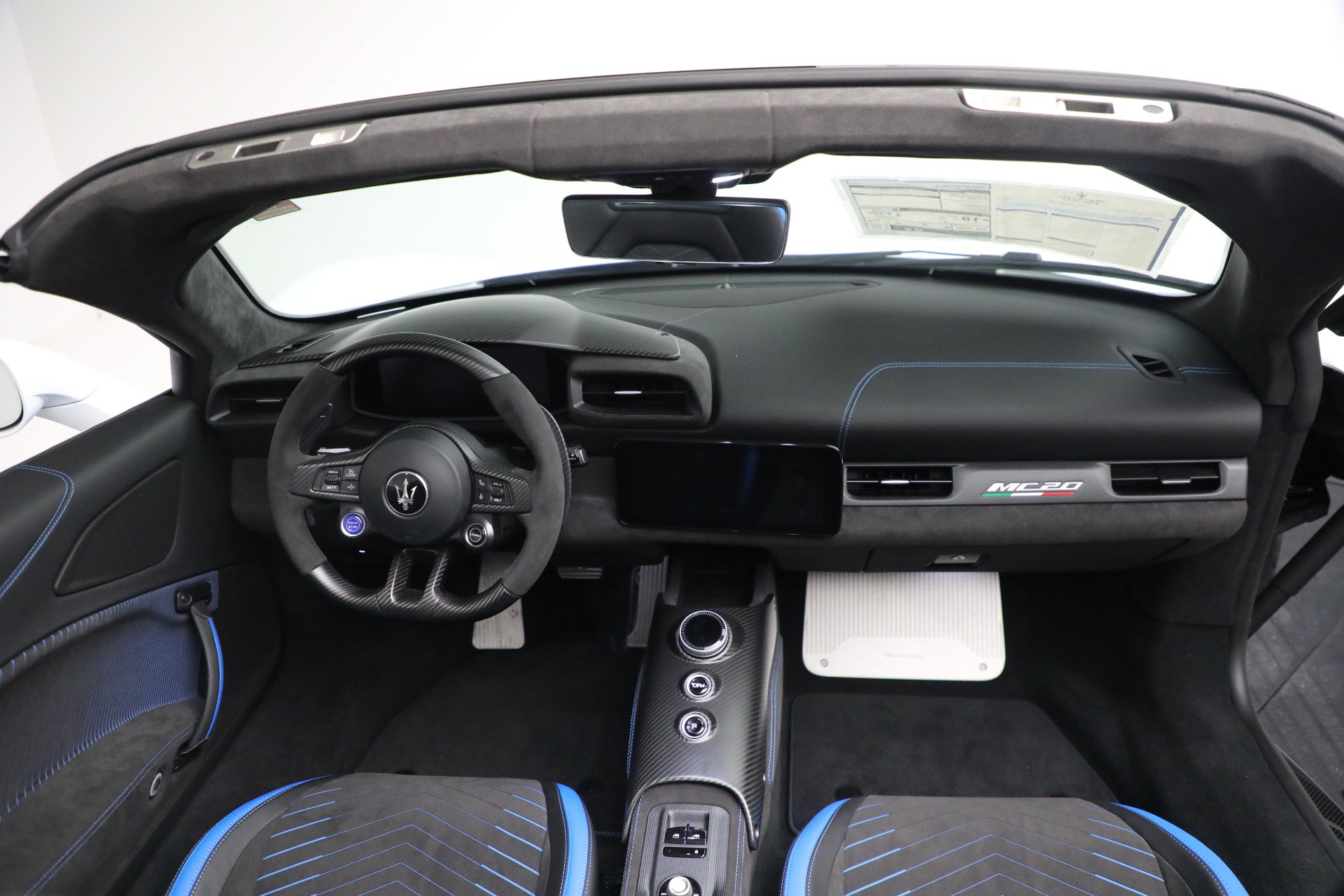 Used 2023 Maserati MC20 Spyder RWD image 41