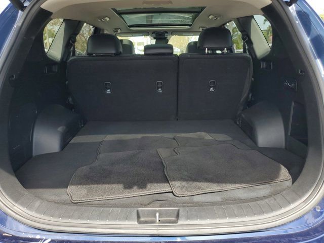 Certified 2023 Hyundai Santa Fe SEL w/ Premium Package image 7