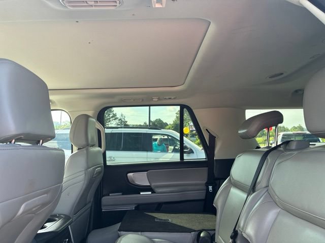 Used 2025 Ford Expedition Max Active AWD/4WD image 34