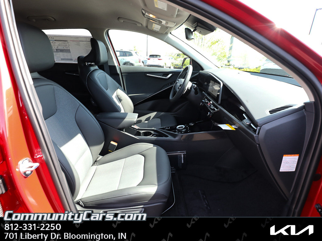 New 2026 Kia Niro Wind FWD image 19