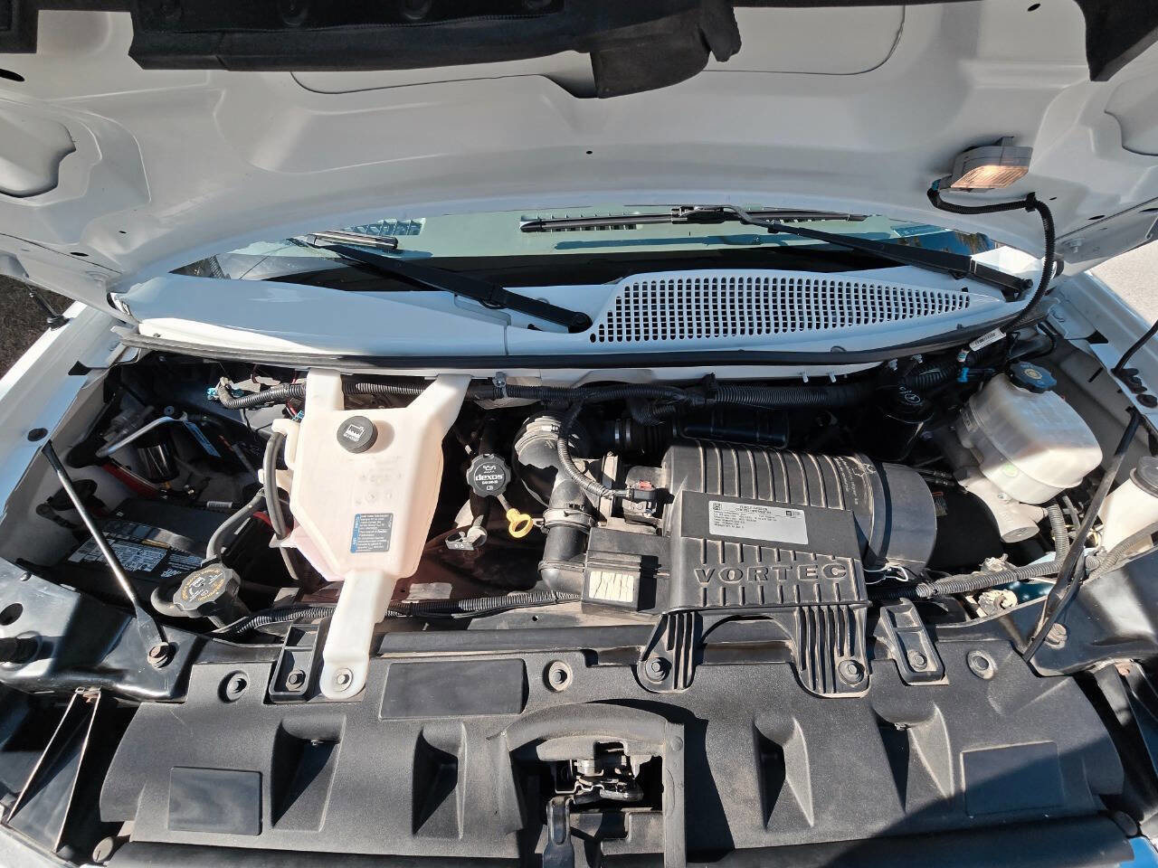 Used 2016 GMC Savana 2500 image 8