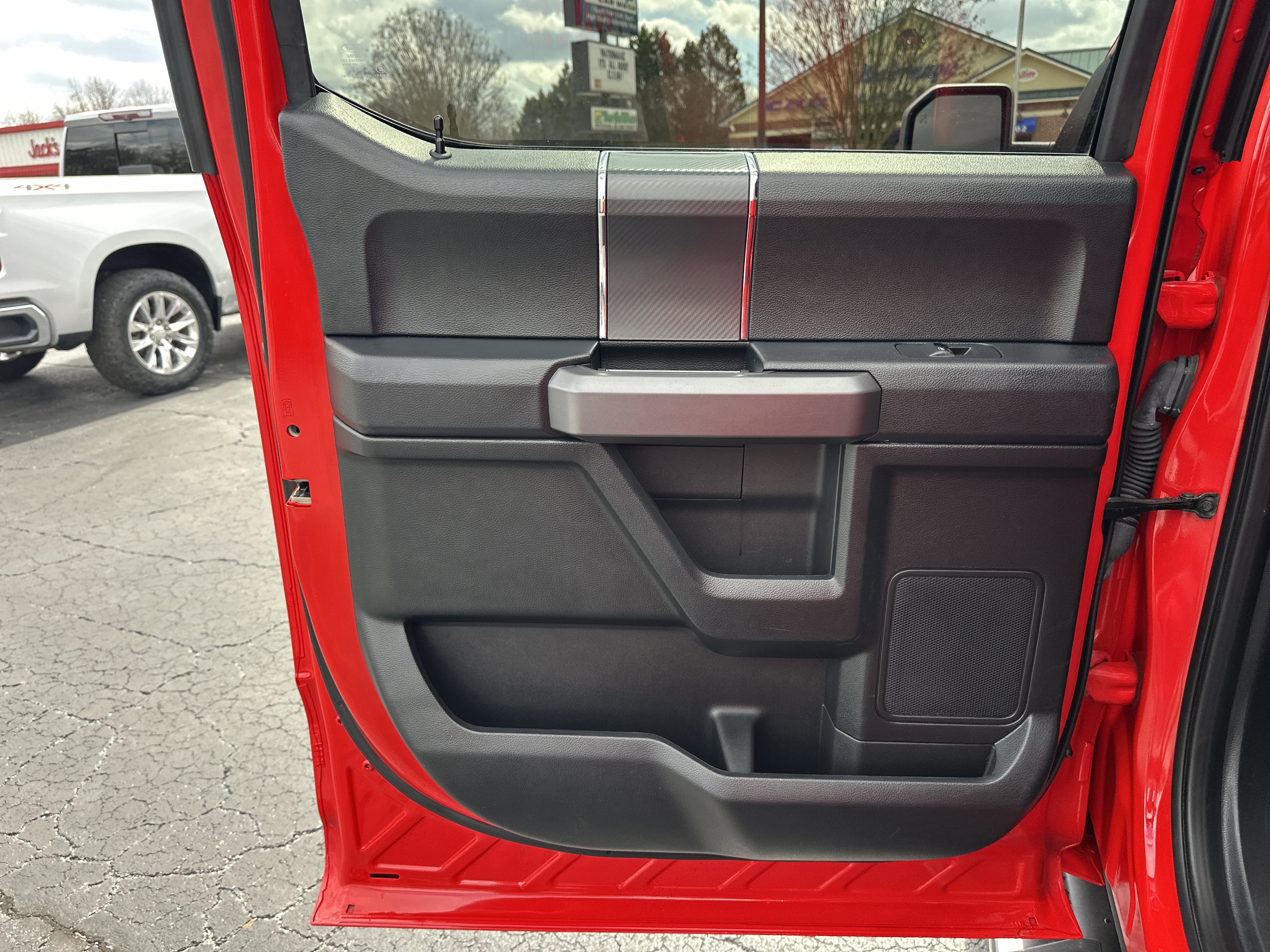 Used 2020 Ford F150 XLT w/ Equipment Group 302A Luxury image 22