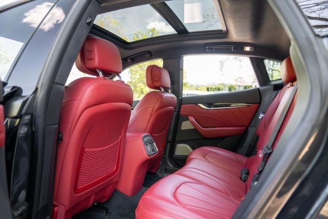 Used 2022 Maserati Levante Modena image 48