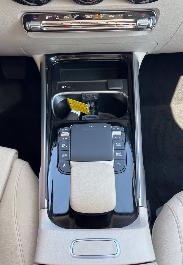 Used 2022 Mercedes-Benz GLB 250 image 21