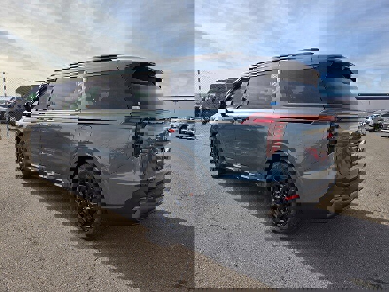 New 2026 Kia Carnival SX Prestige image 4