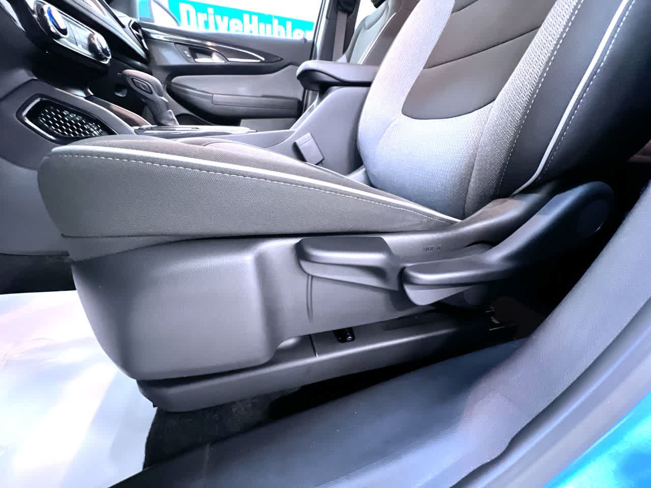 Used 2025 Chevrolet TrailBlazer LT FWD image 13