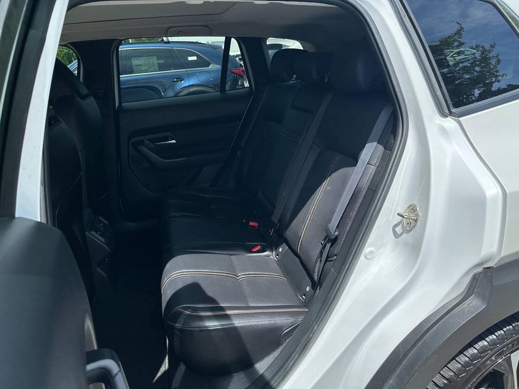 Used 2023 MAZDA CX-50 AWD 2.5 S w/ Cargo Package image 9