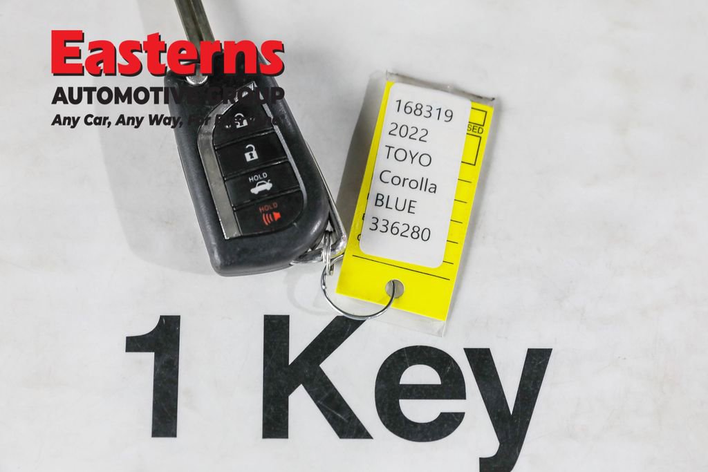 Used 2022 Toyota Corolla LE w/ Carpet Mat Package (TMS) image 24