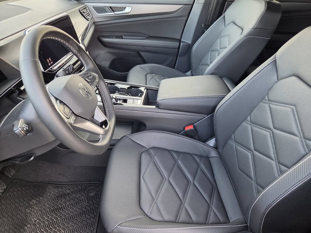 New 2026 Volkswagen Atlas Cross Sport SE FWD image 11