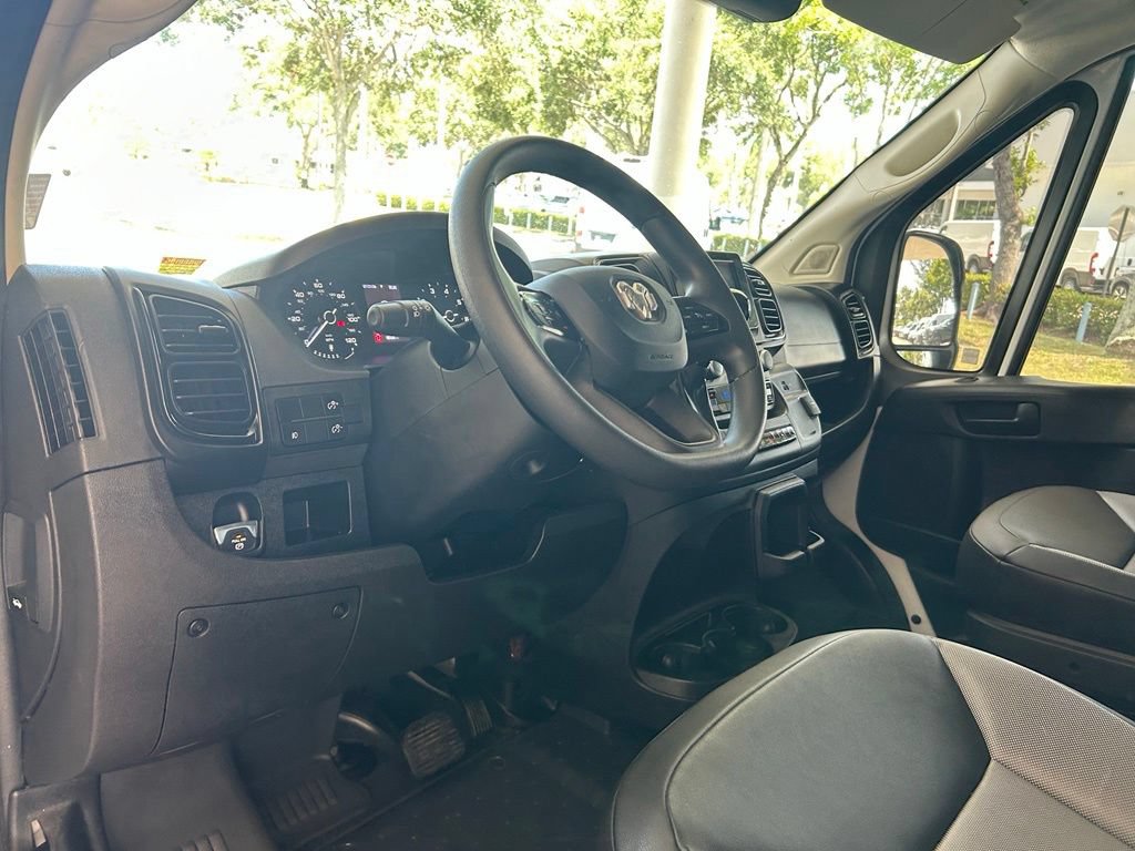 Used 2025 RAM ProMaster 2500 w/ Convenience Group FWD image 7