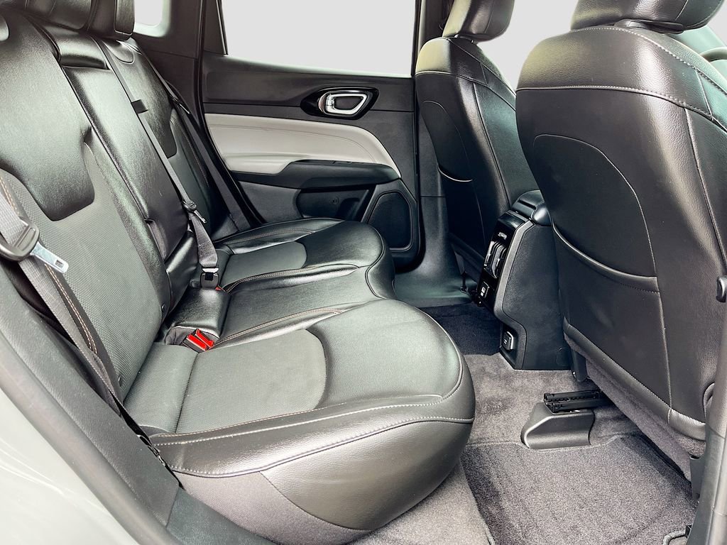Used 2023 Jeep Compass Limited image 24
