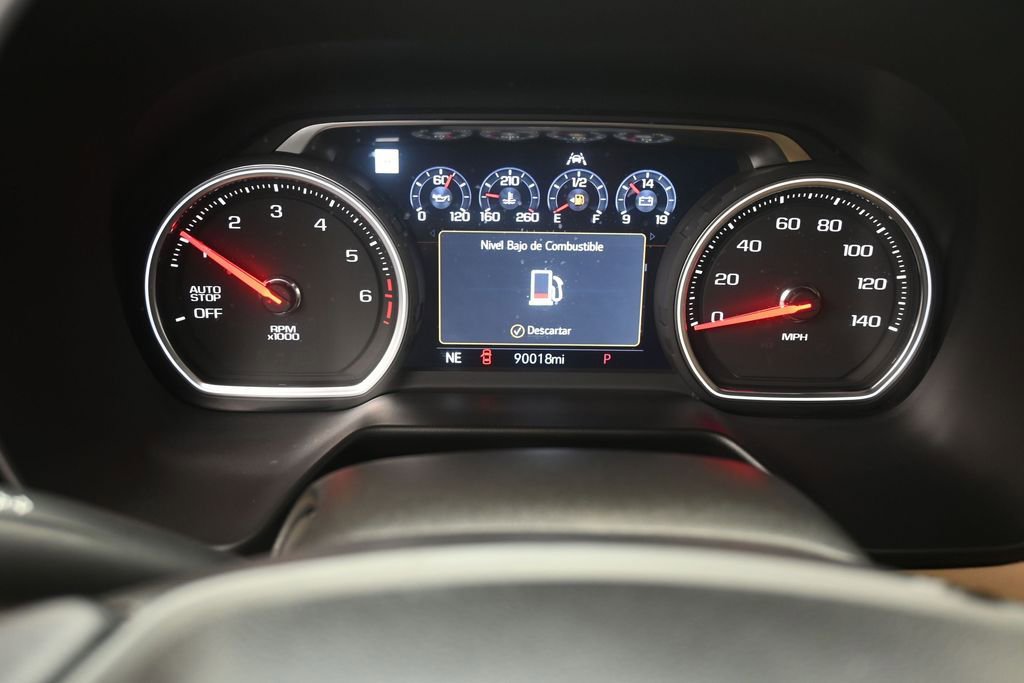 Used 2021 Chevrolet Suburban Premier w/ Premium Package RWD image 11