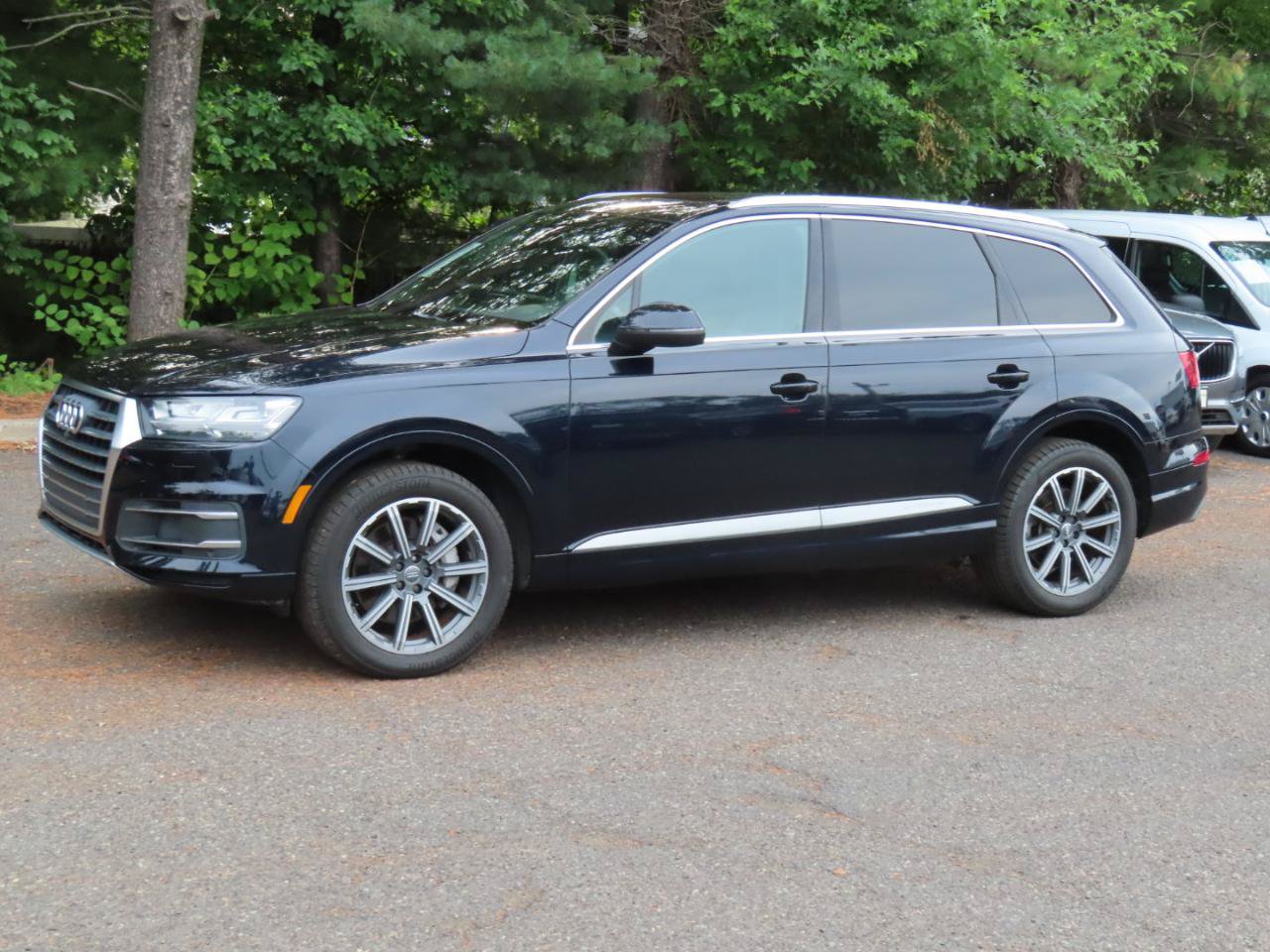 Used 2017 Audi Q7 3.0T Premium Plus AWD/4WD image 2