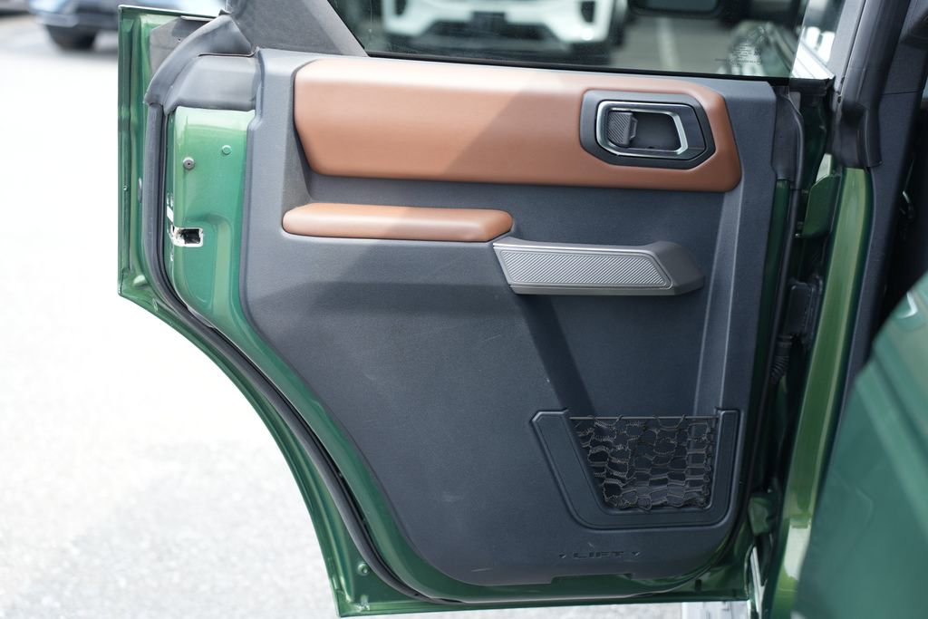 Used 2022 Ford Bronco Outer Banks AWD/4WD image 14